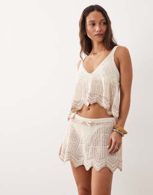Miss Selfridge open stitch shorts in cream - part of a set cream 8290₽