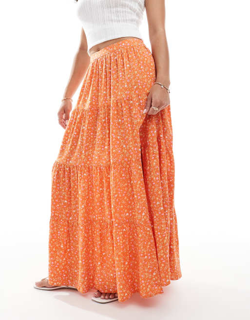 Miss Selfridge – Orange, småmönstrad, panelsydd maxikjol med sidoslits, 3 av 5