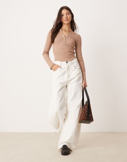 Miss Selfridge - Orangebrun henley-top med lange ærmer og trykknapper, 2 af 4