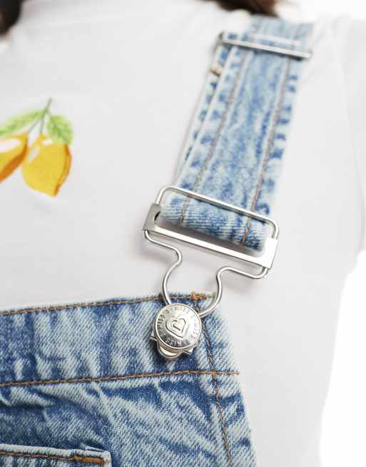 Miss Selfridge overalls denim shorts in blue acid wash, 3 of 4