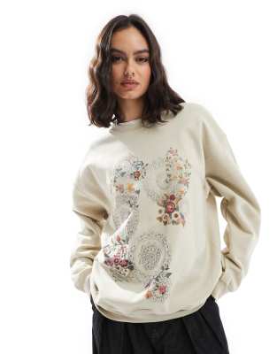 Miss Selfridge - Oversize-Sweatshirt in Sand mit Blumentapeten-Muster-Neutral