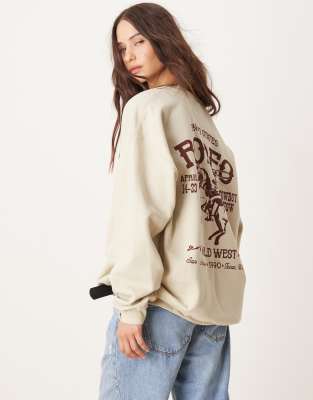 Miss Selfridge - Oversize-Sweatshirt mit „Rodeo"-Print-Neutral