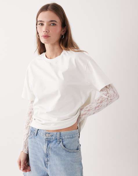 Miss Selfridge – Oversize-T-Shirt in Cremeweiß mit Spitzenärmeln - view 1