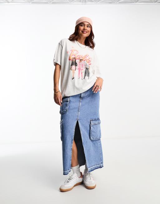 Miss Selfridge – Oversize-T-Shirt in meliertem Grau mit lizenziertem „Barbie“-Print, 2 von 4