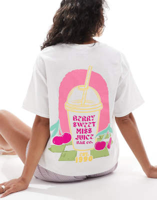 Miss Selfridge - Oversize-T-Shirt in Weiß mit sommerlicher Smoothies-Grafik-Rosa