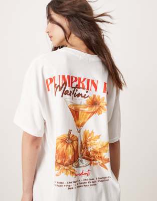 Miss Selfridge - Oversize-T-Shirt mit „Pumpkin Pie Martini"-Print-Weiß