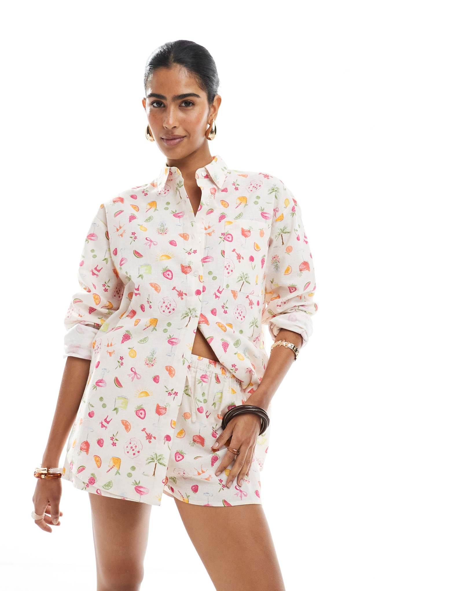Рубашка Miss Selfridge большого размера с фруктовым принтом
