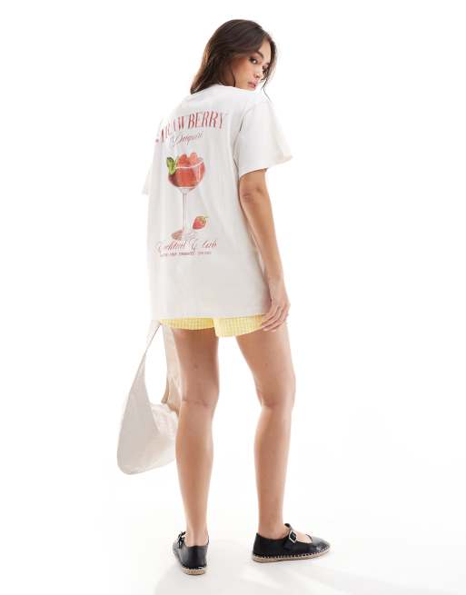 Miss Selfridge - Oversized T-shirt met 'Strawberry Daiquiri'-print in wit, 2 van 4