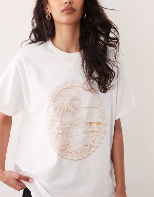 Miss Selfridge oversized T-shirt with crochet beach print in white, 3 of 4
