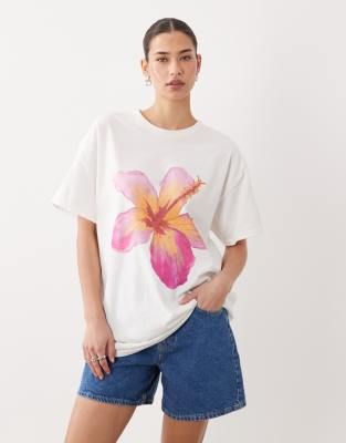 Miss Selfridge Oversized T-shirt With Hibiscus Print In White