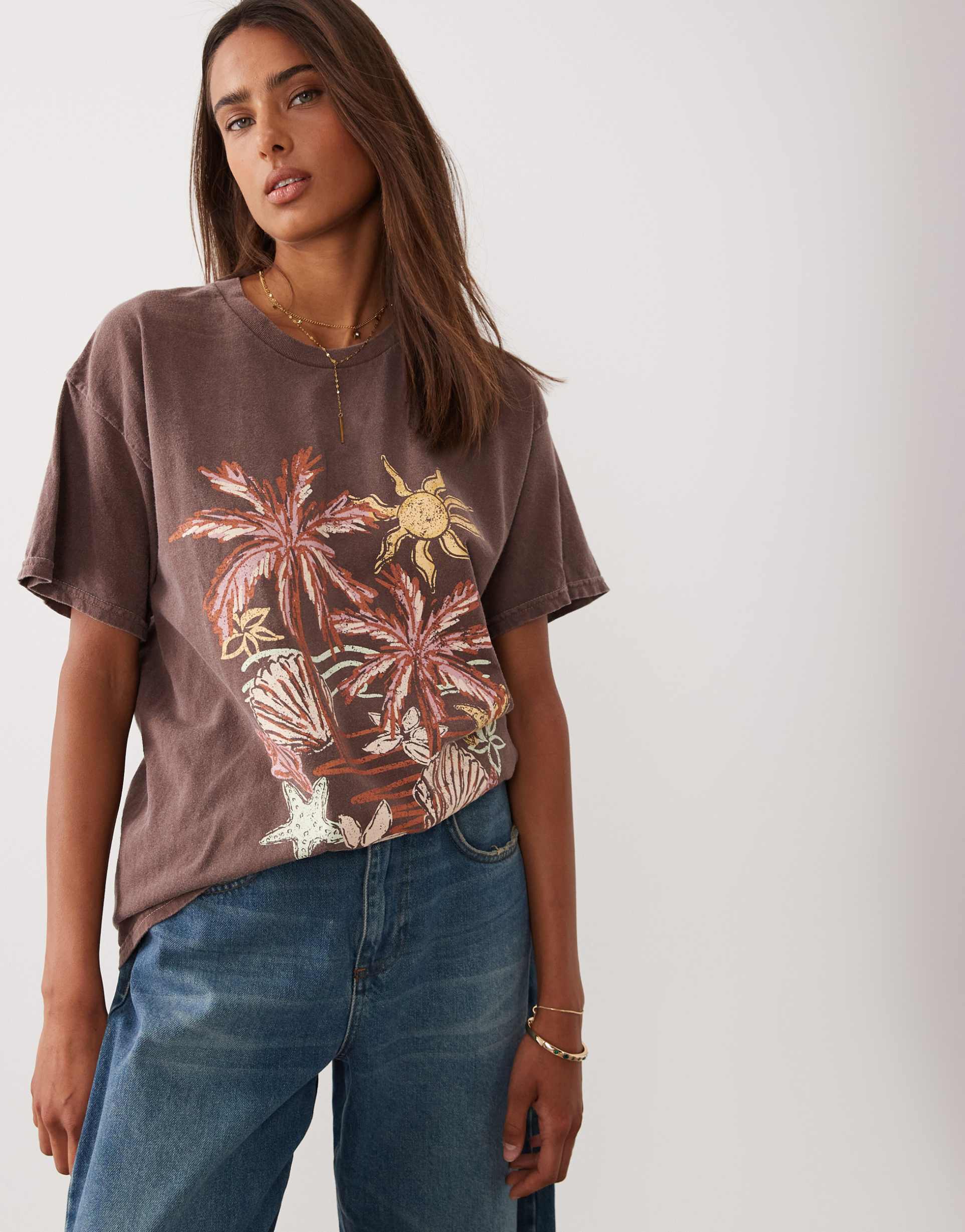 miss selfridge oversized t-shirt with seaside print in chocolate brown