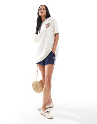 Miss Selfridge Oversized T-shirt With Tomato Graphic-neutral In White