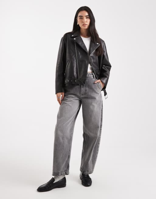 Miss Selfridge padded faux leather oversized biker jacket in black, 2 of 4