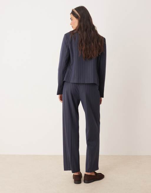 Miss Selfridge - Pantalon ajusté à taille haute et fines rayures - Marine, 4 de 5