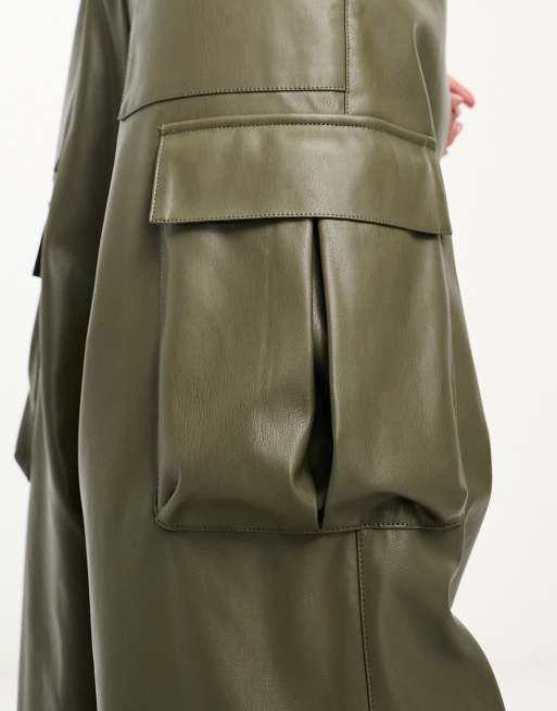 Miss Selfridge - Pantalon cargo baggy en similicuir - Kaki, 4 de 4