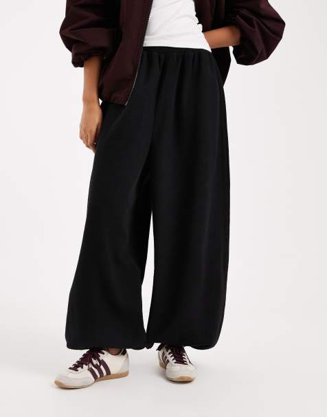 Miss Selfridge - Pantalon d'ensemble bouffant en tissu côtelé brossé - Noir - view 1