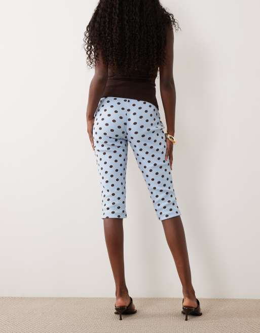 Miss Selfridge - Pantalon d'ensemble court en maille côtelée à pois - Bleu, 5 de 5