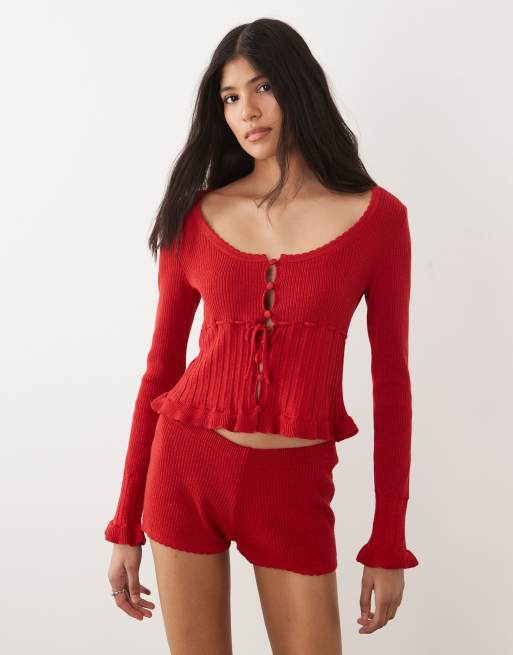 Miss Selfridge - Conjunto rojo con detalle festoneado de punto, 2 de 3