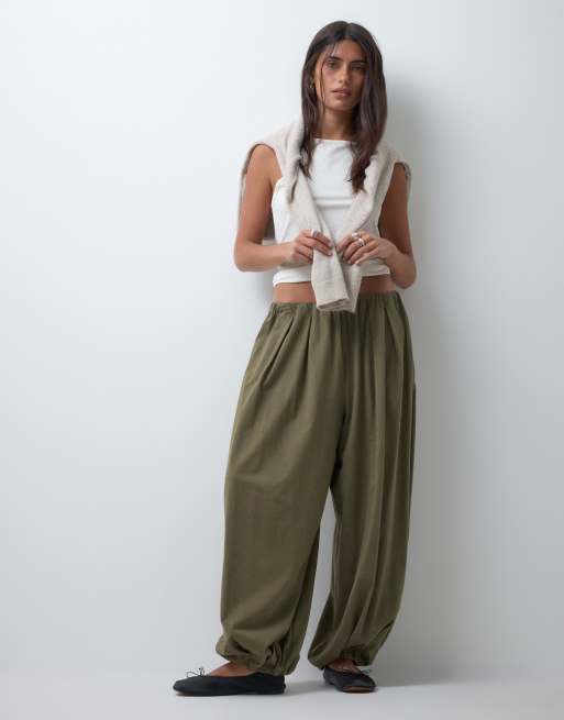 Miss Selfridge pantaloni balloon verde oliva, 3 di 5