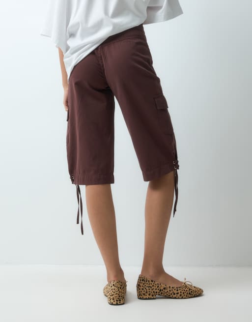 Miss Selfridge pantaloni cargo capri color cioccolato, 5 di 5