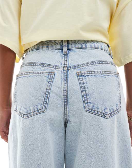 Miss Selfridge Petite baggy jean in light bleach wash, 5 of 5