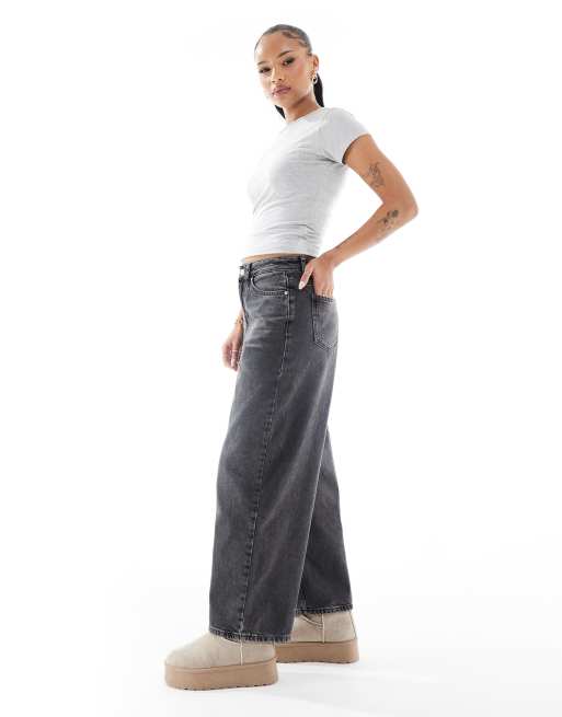 Miss Selfridge Petite baggy jeans in light black wash, 3 of 5