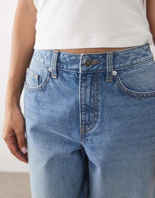 Miss Selfridge petite baggy jeans in mid-blue wash, 4 of 5