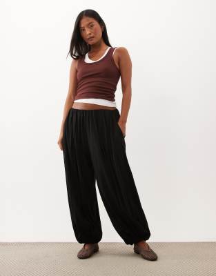 Miss Selfridge Petite Balloon Pants In Black