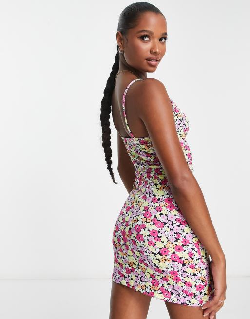 Miss Selfridge Petite - Bodycon-minikjole med bindebånd foran og tæt blomstermønster, 3 af 4