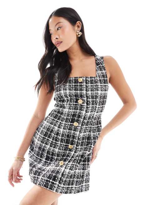 Miss Selfridge Petite boucle pinny dress in mono check, 2 of 4