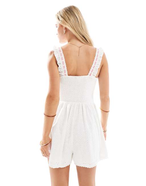 Miss Selfridge Petite - Broderet playsuit med bånd med gingham-tern, 4 af 4