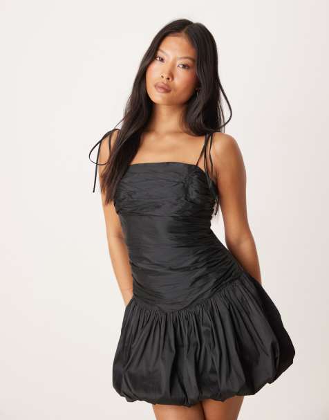 Miss Selfridge Petite – Czarna sukienka mini typu bombka z tafty - view 1