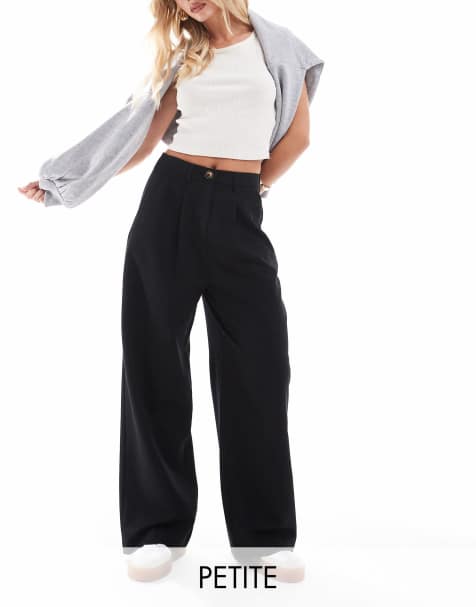 Miss Selfridge Petite – Czarne dopasowane spodnie z szerokimi nogawkami - view 1