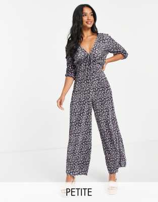 Miss Selfridge Petite ditsy plisse jumpsuit - ASOS Price Checker