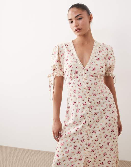 Miss Selfridge Petite – Durchgeknöpftes Maxi-Freizeitkleid mit Vintage-Blümchenmuster, 2 von 4