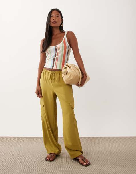 Miss Selfridge Petite – Elegante, fließende Cargohose in Olivgrün - view 1