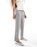 [Miss Selfridge Petite] Miss Selfridge Petite essentials cigarette pants in grey 4 Grey