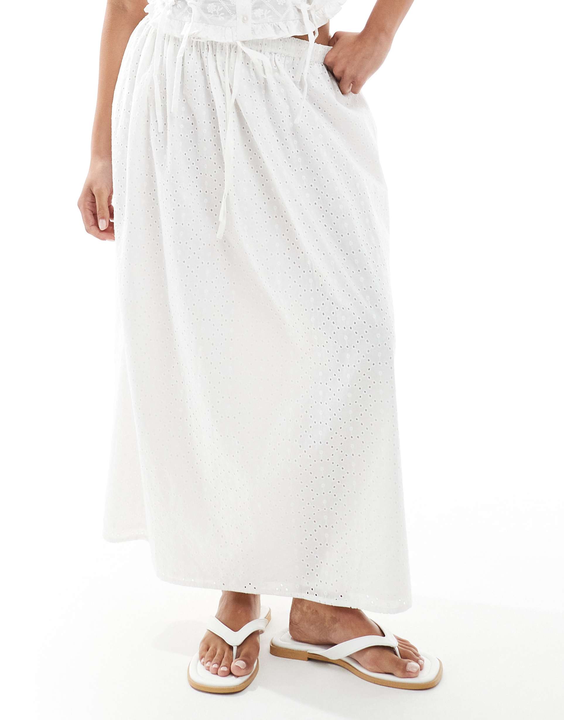 miss selfridge petite eyelet maxi skirt in white