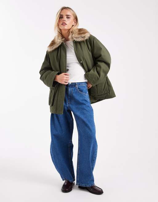 Miss Selfridge Petite faux fur collar parka in khaki, 3 of 4