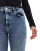 Thumbnail 5 van 5