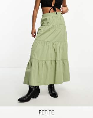 Miss Selfridge Petite – Gestufter Maxirock aus Popeline in Khaki 