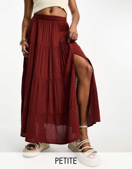 Miss Selfridge Petite - Gonna lunga testurizzata marrone ruggine a balze 
