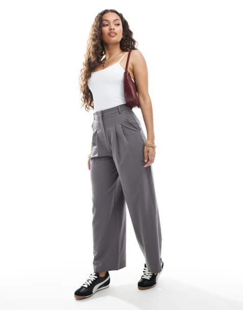 Miss Selfridge Petite – Grå, figursydda byxor med vida ben - view 1