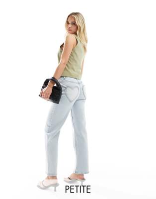 heart pocket straight leg jean in bleach wash-Blue