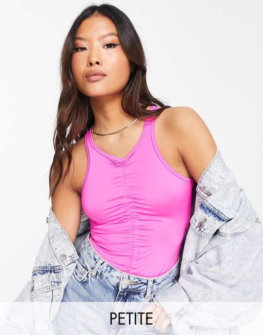 Miss Selfridge Petite – Jaskraworóżowe marszczone body w stylu lat 90.