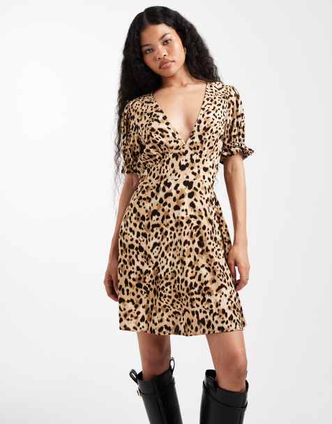 Miss Selfridge Petite mini tea dress in animal print