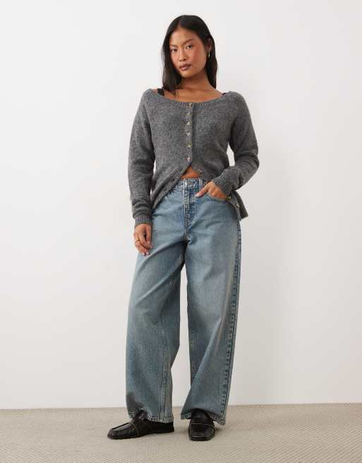 Miss Selfridge Petite jeans med medelhög midja och baggy passform i vintageblå tvätt, 1 av 5