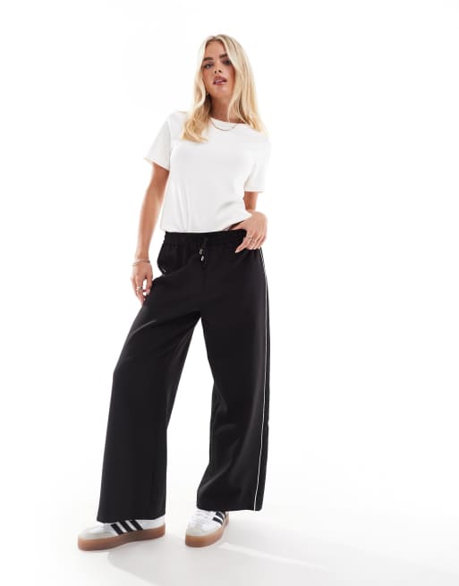 Miss Selfridge Petite - Joggers sartoriali neri con riga laterale, 2 di 5