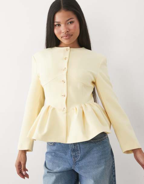 Miss Selfridge Petite Korsett-Blazer mit Schößchen in Buttergelb - view 1