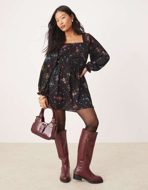 Miss Selfridge Petite - Lagdelt minikjole med tegl-blomsterprint, 2 af 4